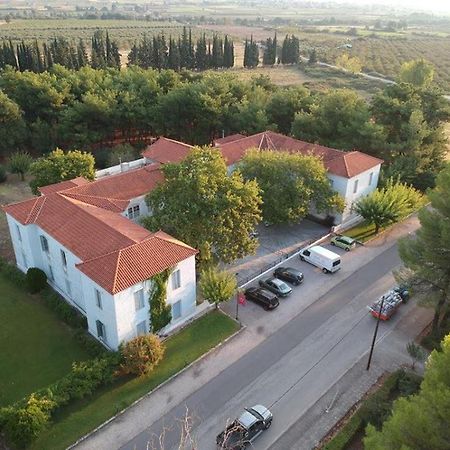 Hotel Oiti Loutra Ipatis Buitenkant foto