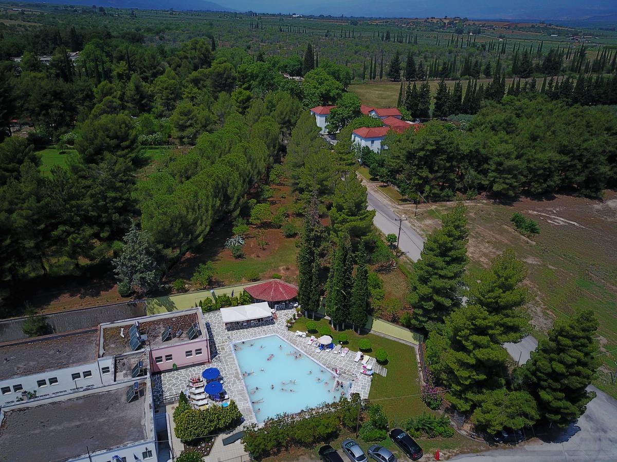 Hotel Oiti Loutra Ipatis Buitenkant foto